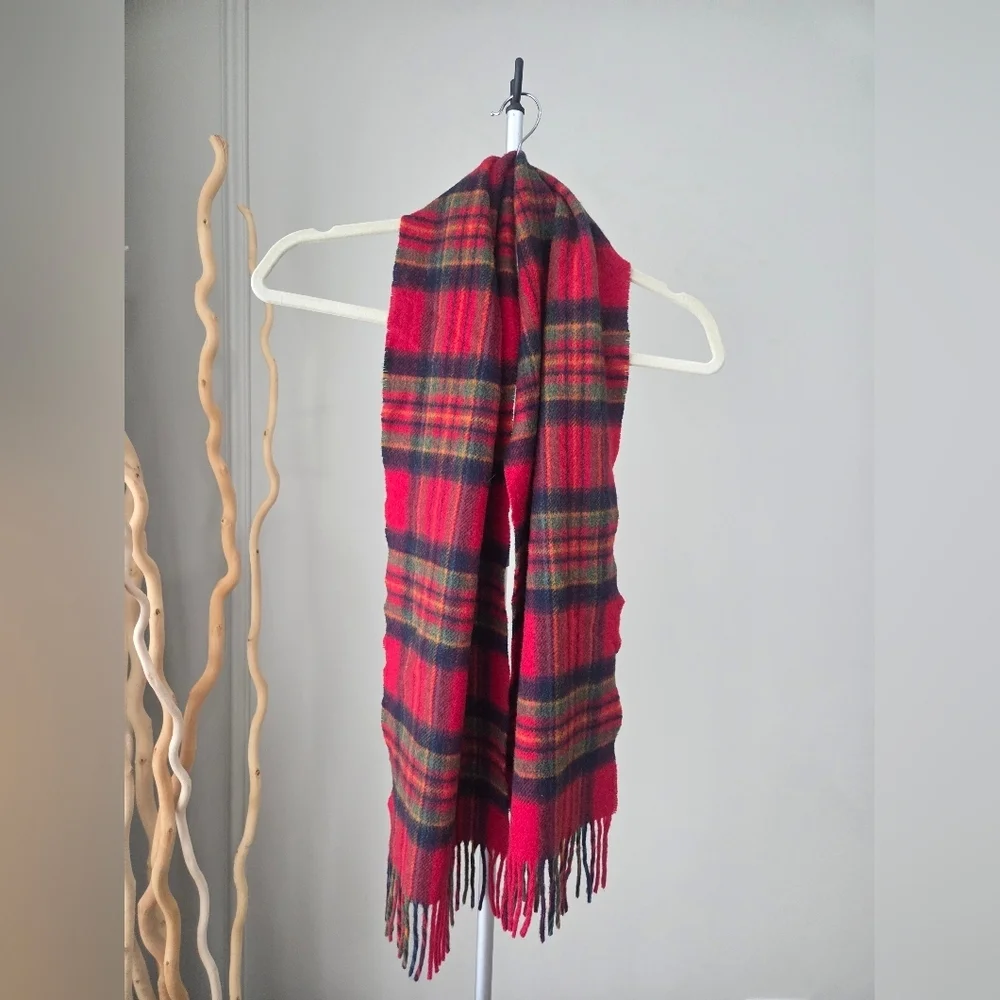 L.L.Bean Red Plaid Wool Scarf Sz.11×60in.